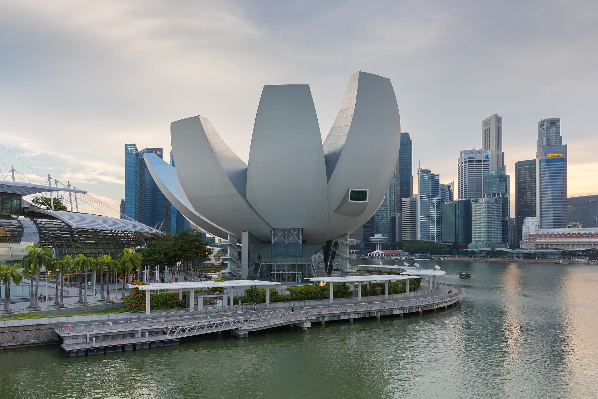 Review image singapore